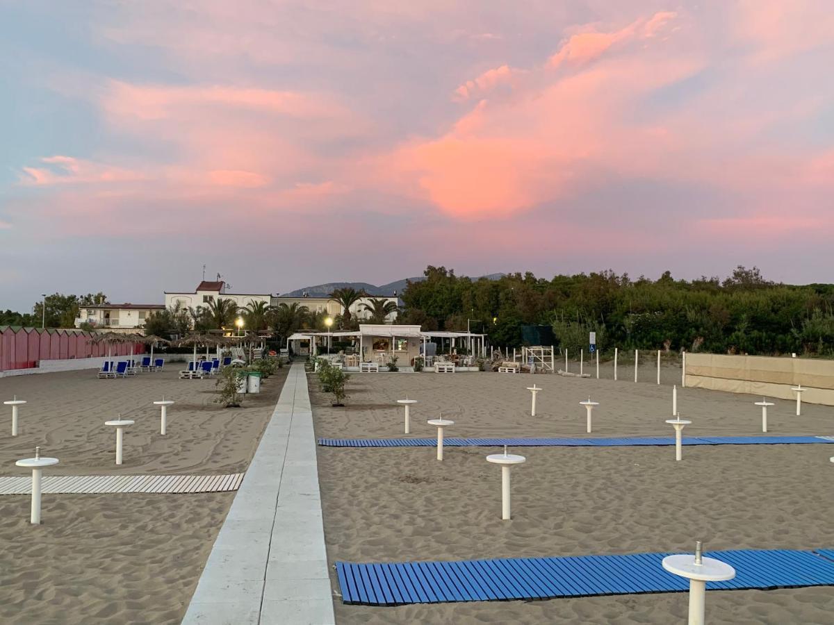 Hotel Mandetta - Adults Only Paestum Exterior photo