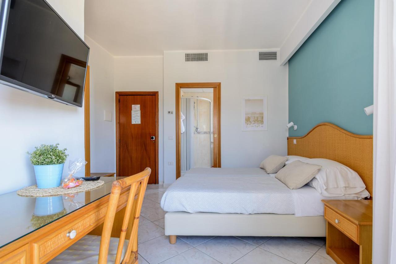 Hotel Mandetta - Adults Only Paestum Exterior photo